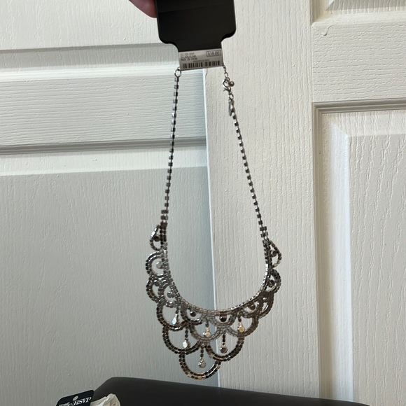 Charming Charlie’s RSVP Prom set - Picture 11 of 12